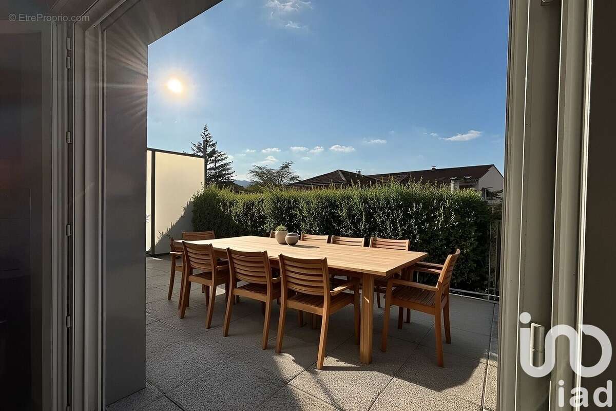 Photo 2 - Appartement à VILLEURBANNE