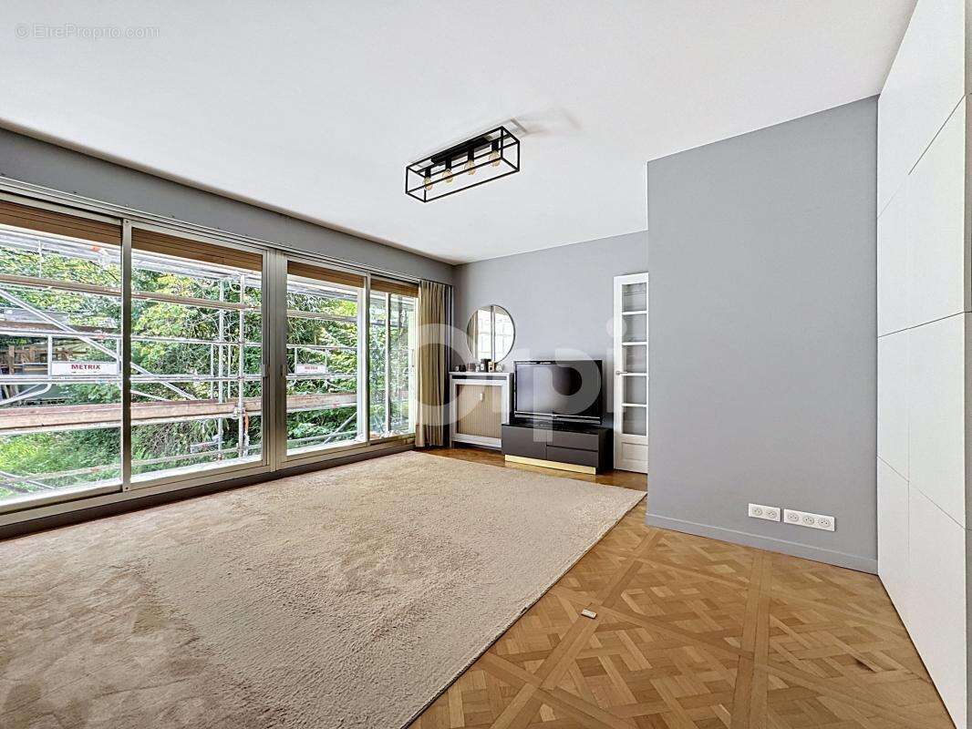 Appartement à NOGENT-SUR-MARNE