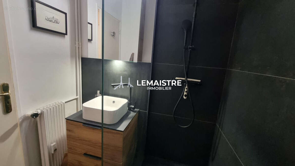 Appartement à MONT-SAINT-AIGNAN