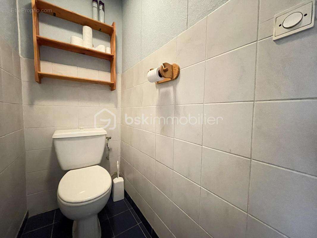 RARE – Maison de village de 128m² avec local commercial à 50 m du port - photo 16