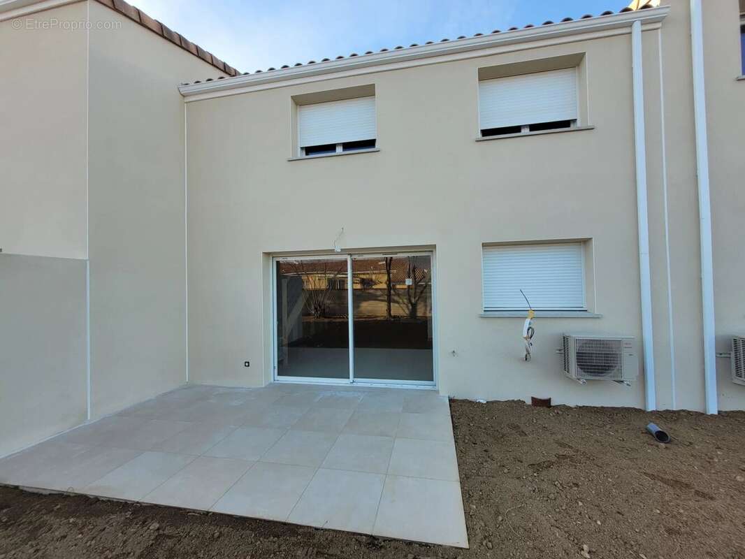 Maison à SAINT-SULPICE