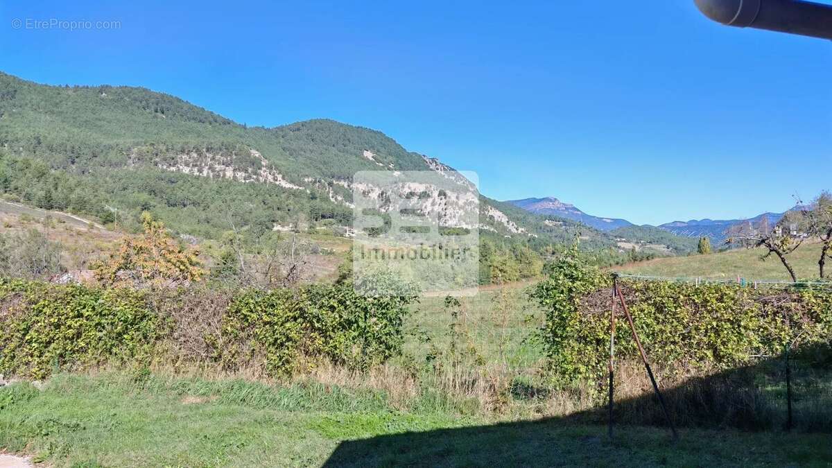 Maison à CHATEAUNEUF-DE-BORDETTE