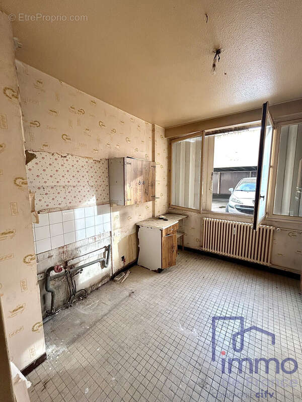 Appartement à SAINT-ETIENNE