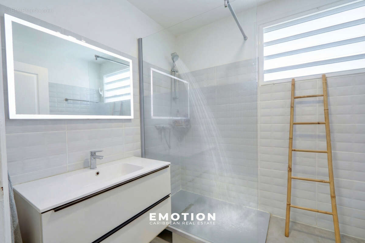 Appartement à SAINT-FRANCOIS