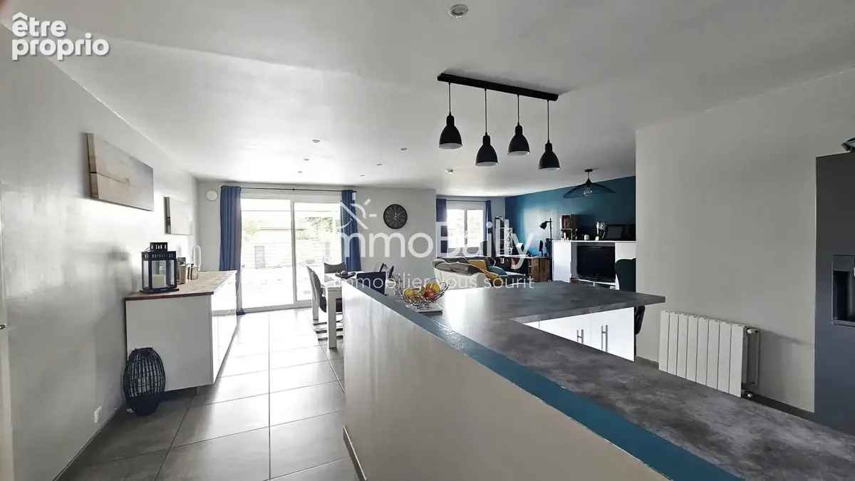  Maison à vendre à Léognan avec piscine et jardin - photo 3