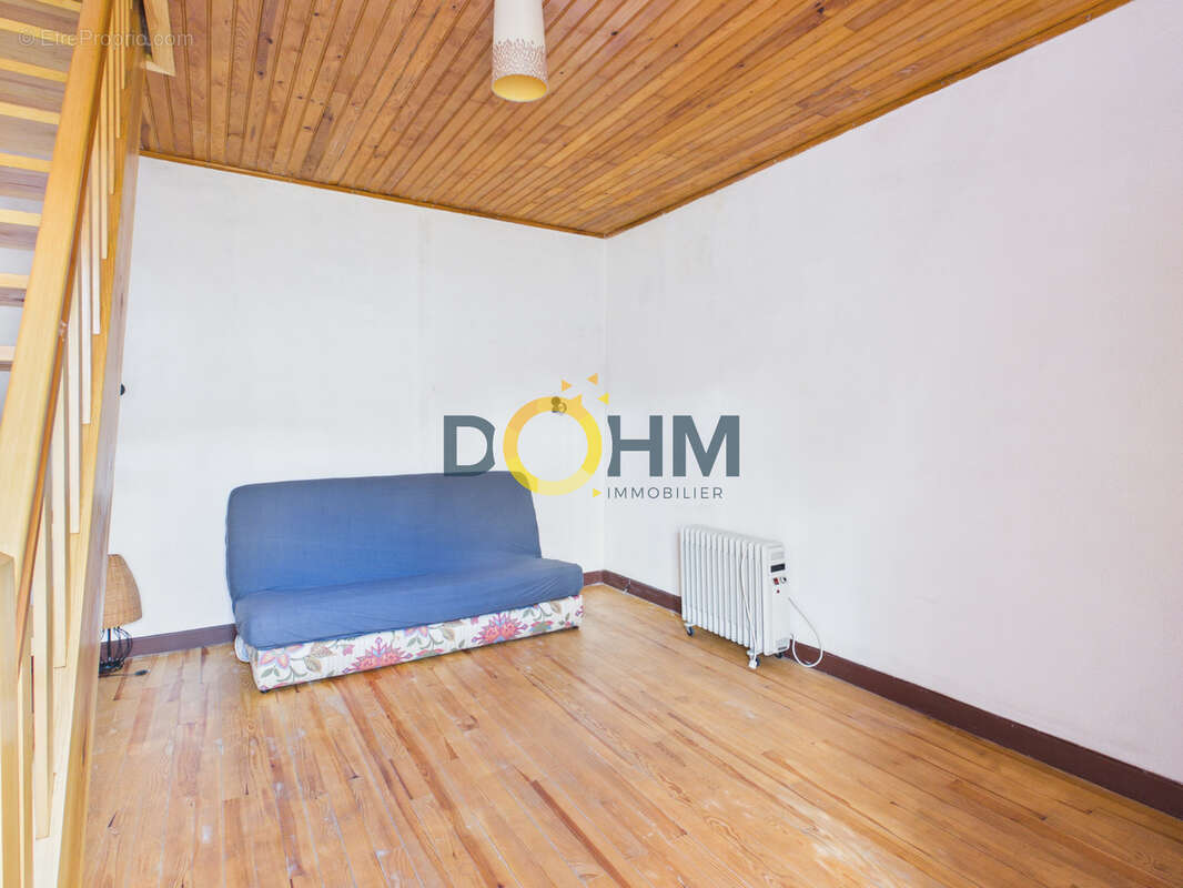 Maison de gare habitable de suite avec terrain - photo 10