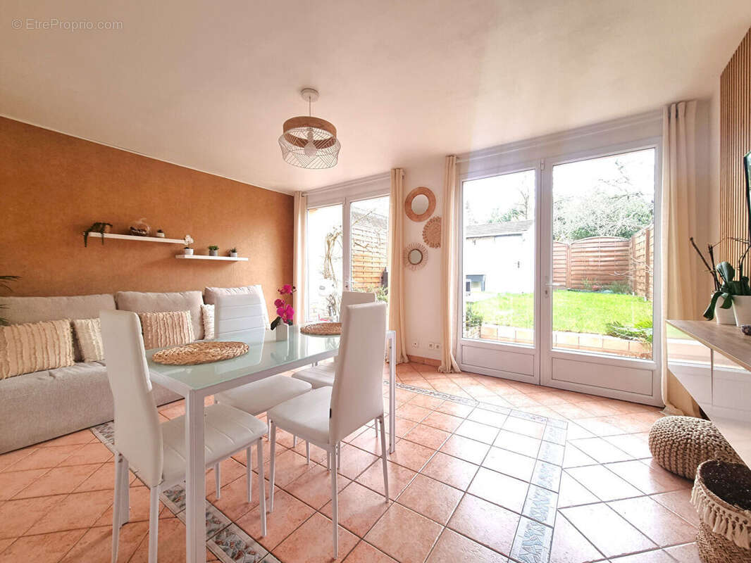 Maison à FONTENAY-SOUS-BOIS