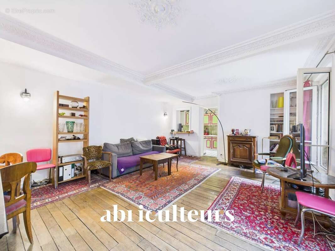 Appartement à PARIS-10E