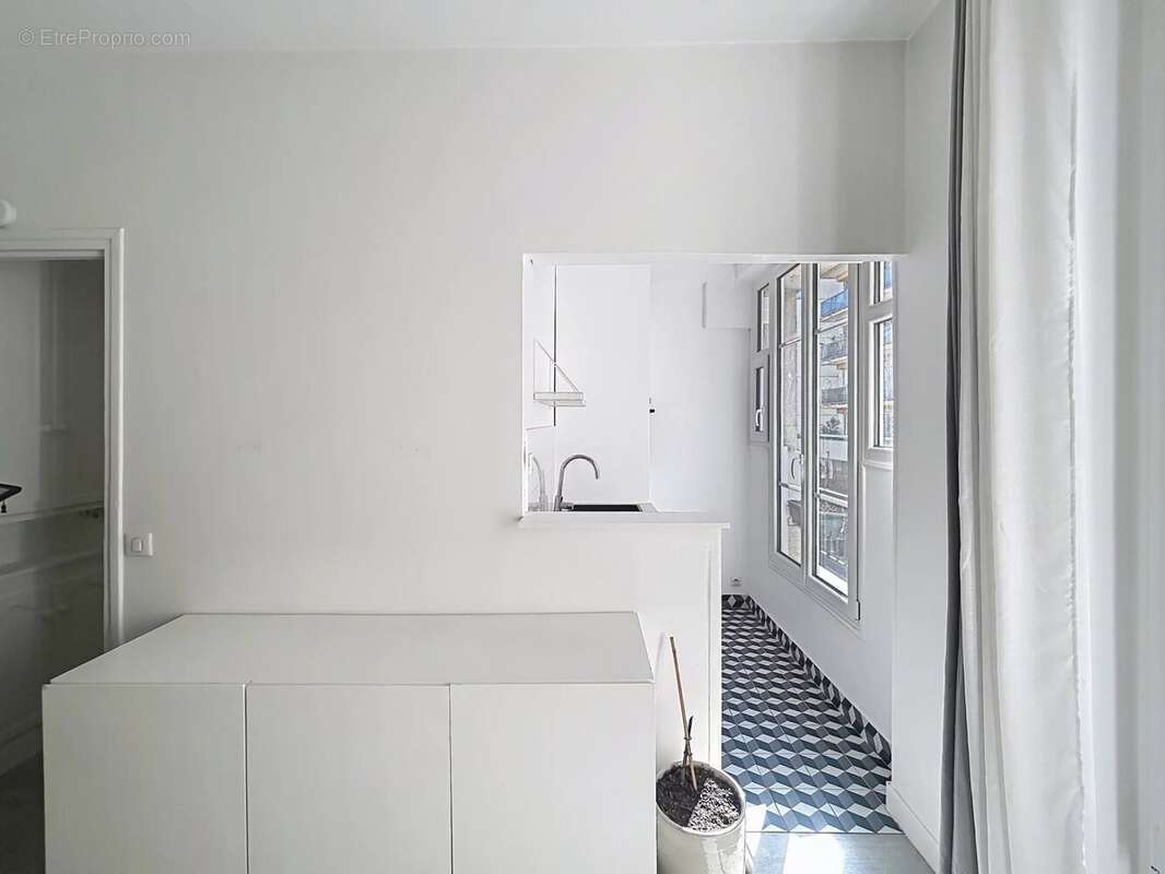 Appartement à PARIS-20E