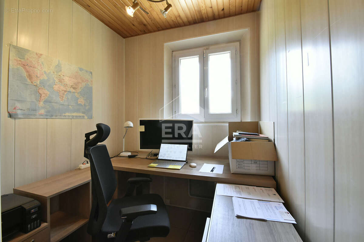 Maison à SAINT-REMY-L'HONORE