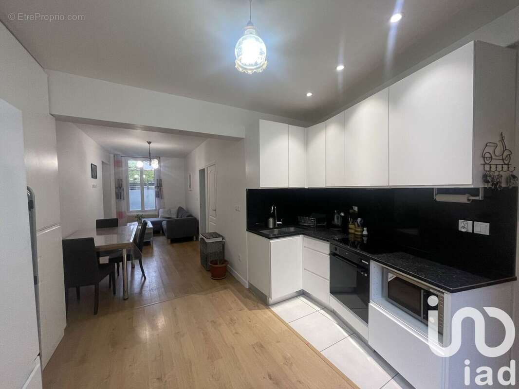 Photo 4 - Appartement à VILLENEUVE-LE-ROI