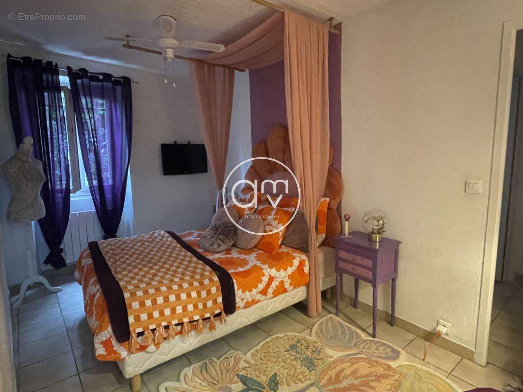 Appartement à LA VALETTE-DU-VAR
