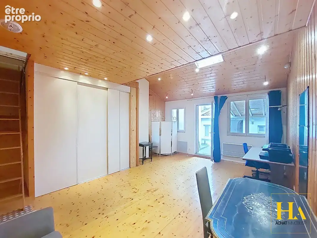 Un duplex atypique plein de charme à deux pas du centre-ville ! - photo 11
