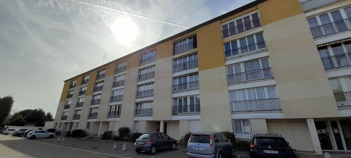 Appartement à BRUYERES-LE-CHATEL