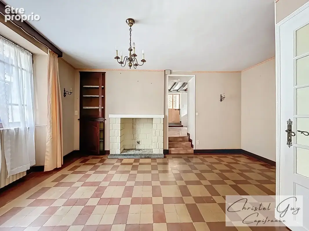 Montval-sur-Loir (72500), maison de charme à vendre 4 chambres, cour et dépendances, coeur de ville - photo 5