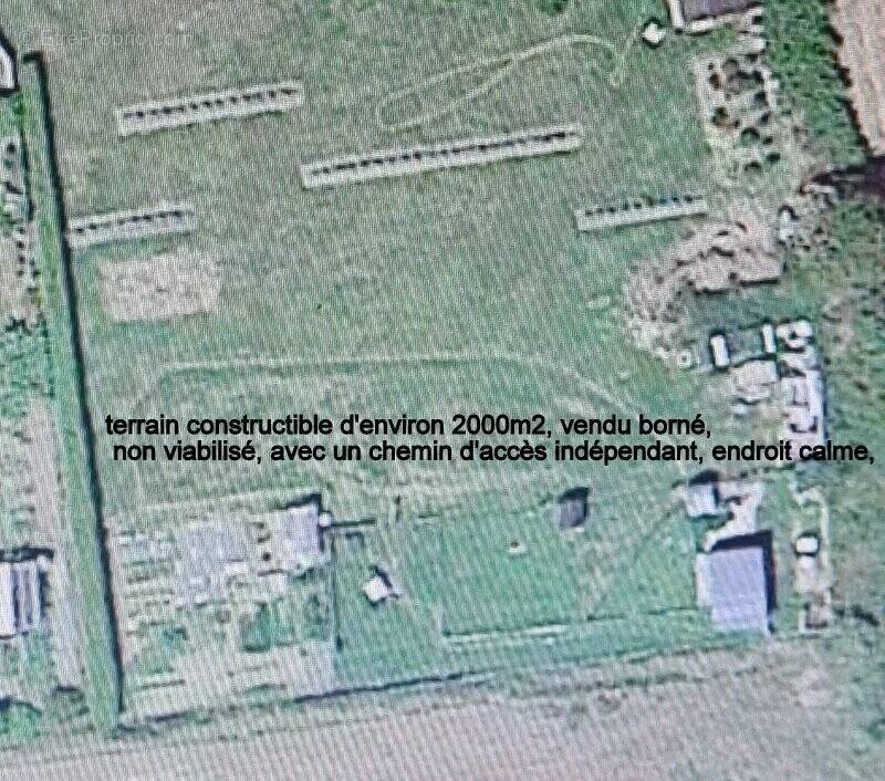 Terrain à SAINT-FIACRE