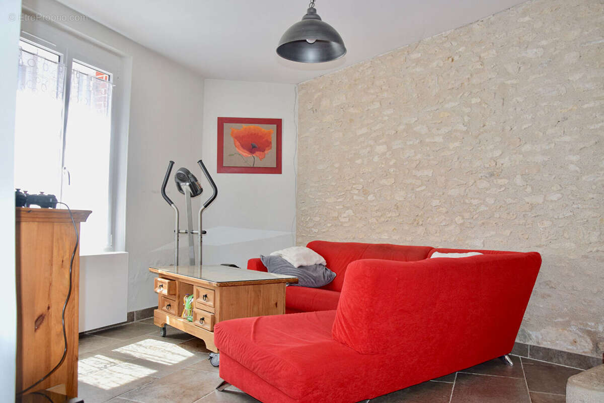 Maison à CHALETTE-SUR-LOING