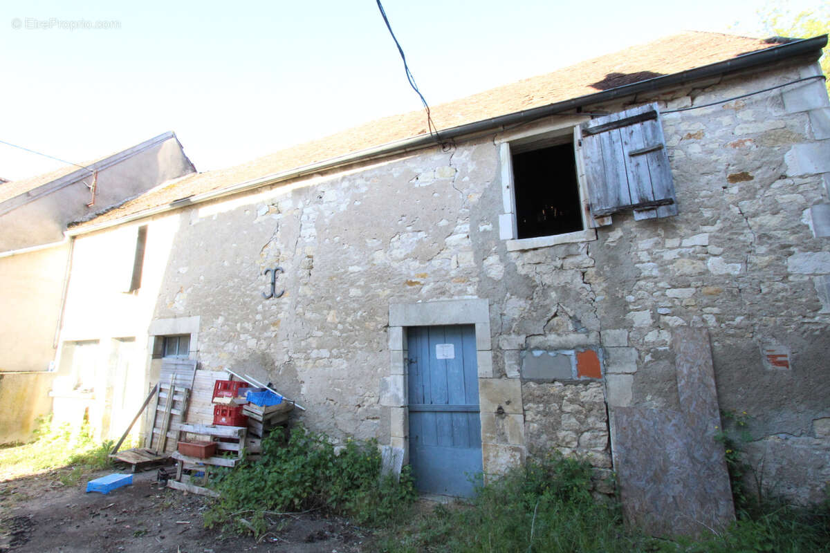 Maison à MESVES-SUR-LOIRE