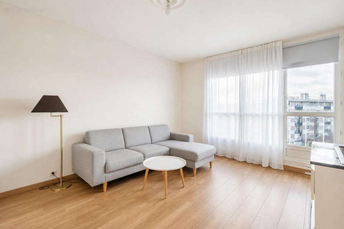Lumineux studio sans vis-à-vis à Garges-lès-Gonesse - photo 2