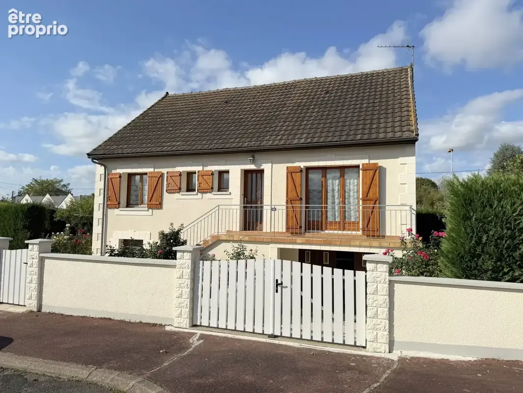 Maison de 144 m2 viager occupe à descartes - photo 1