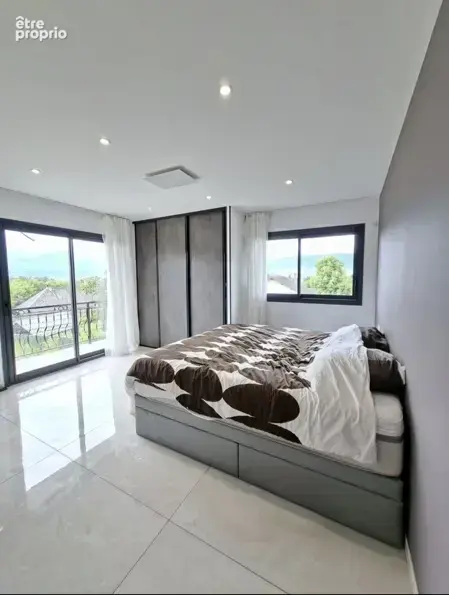Villa de 8 pièces principales - photo 7