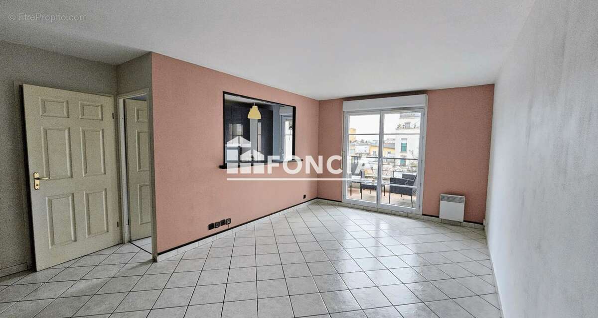 Appartement à BOBIGNY