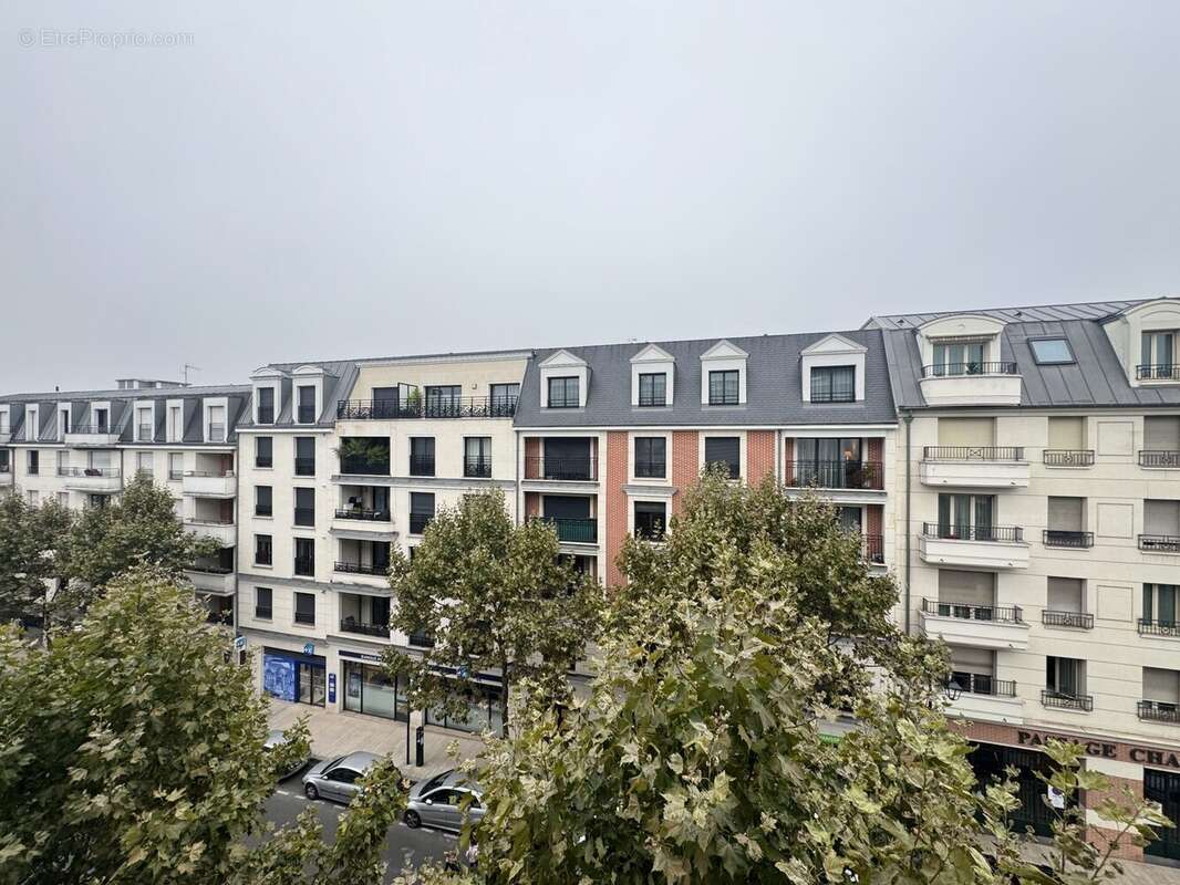Appartement à LE RAINCY