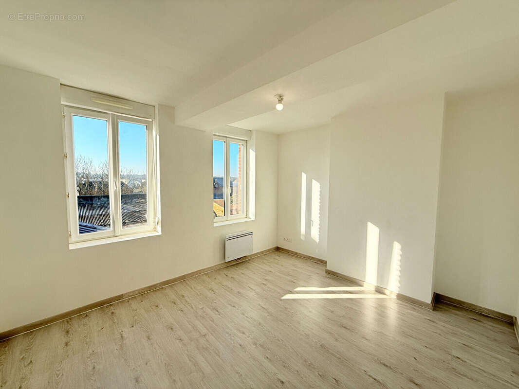 Appartement à LE NOUVION-EN-THIERACHE