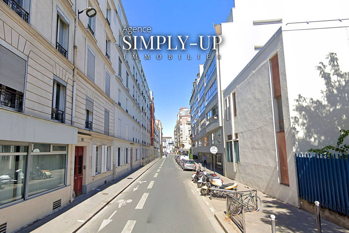 Appartement à PARIS-15E