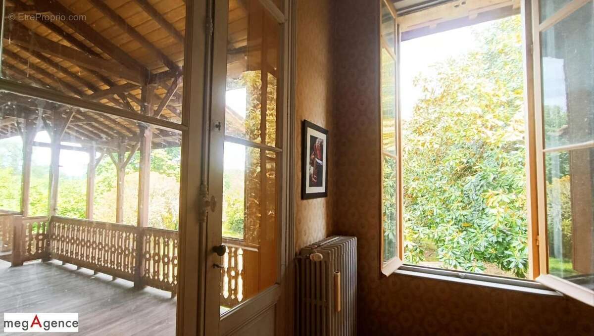 Maison à QUINSAC