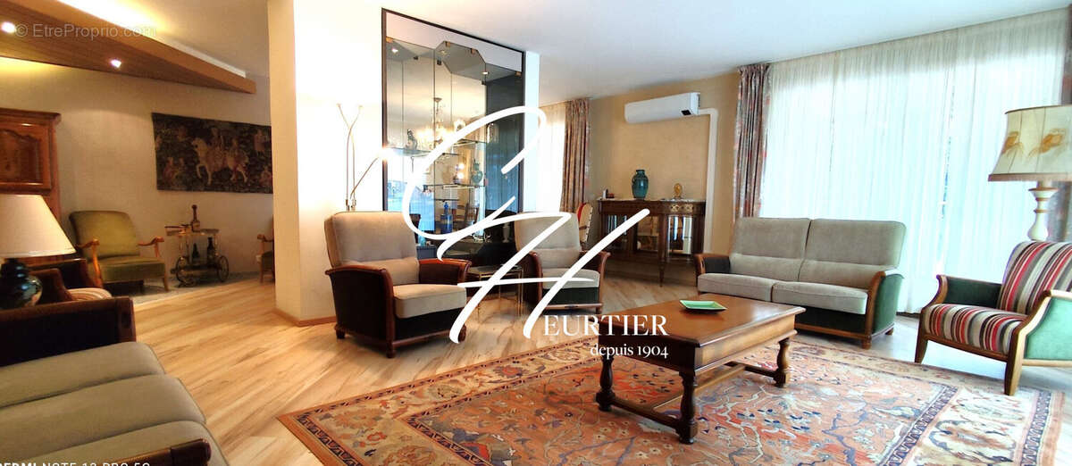 Appartement à MEYLAN