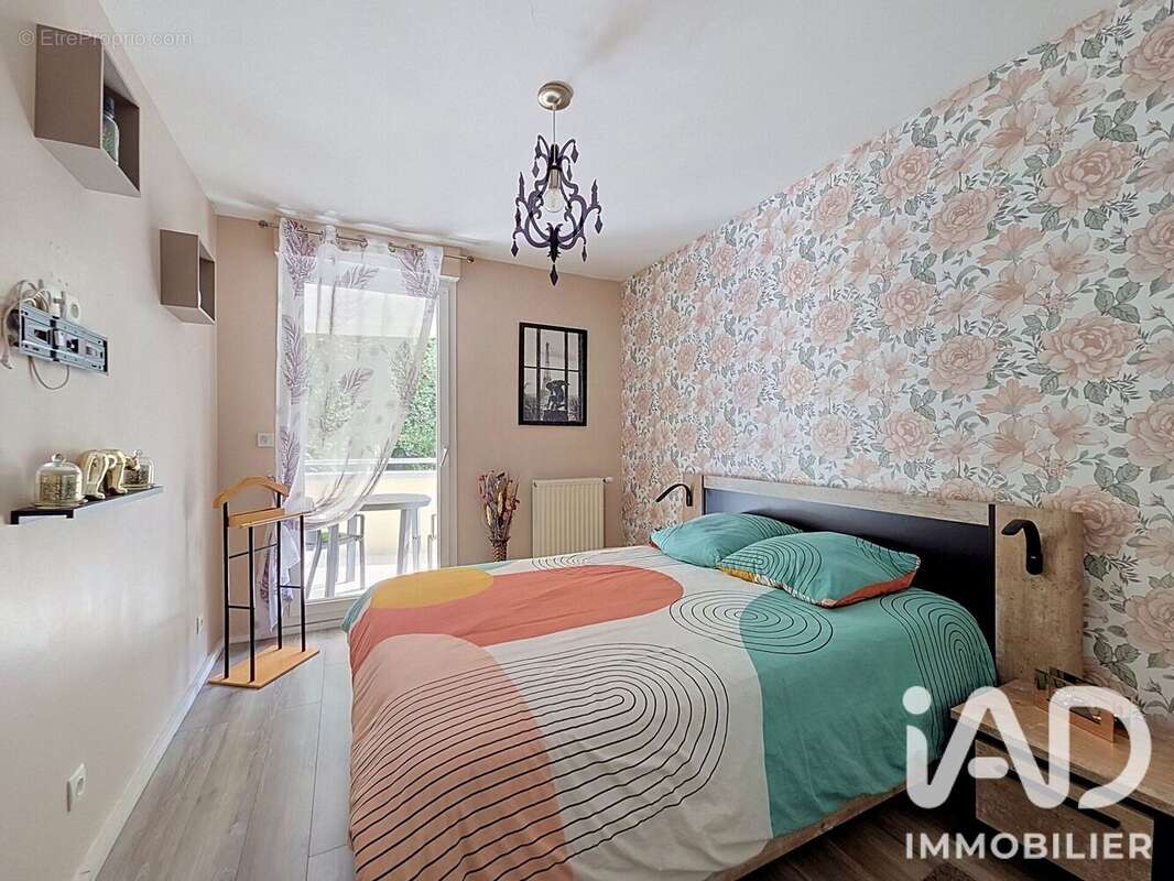 Photo 4 - Appartement à PETIT-COURONNE