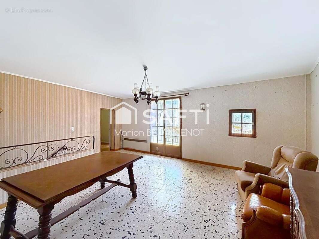 Photo 7 - Maison à LATOUR-DE-FRANCE