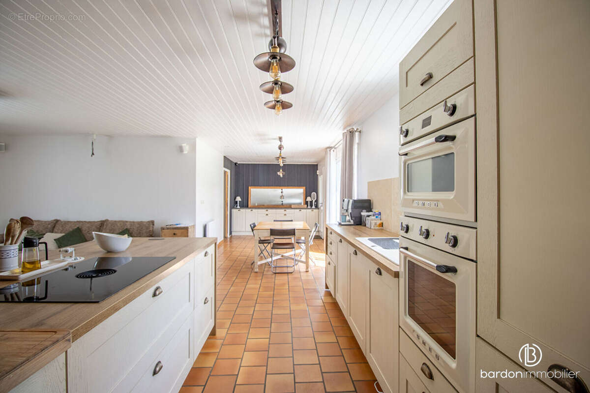 Maison 7 pièces - 150 m² - Saint Gervais - photo 3