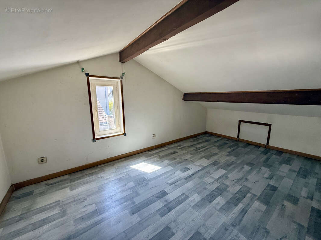 Maison avec jardin et garage à Monéteau, proche d'Auxerre - photo 10