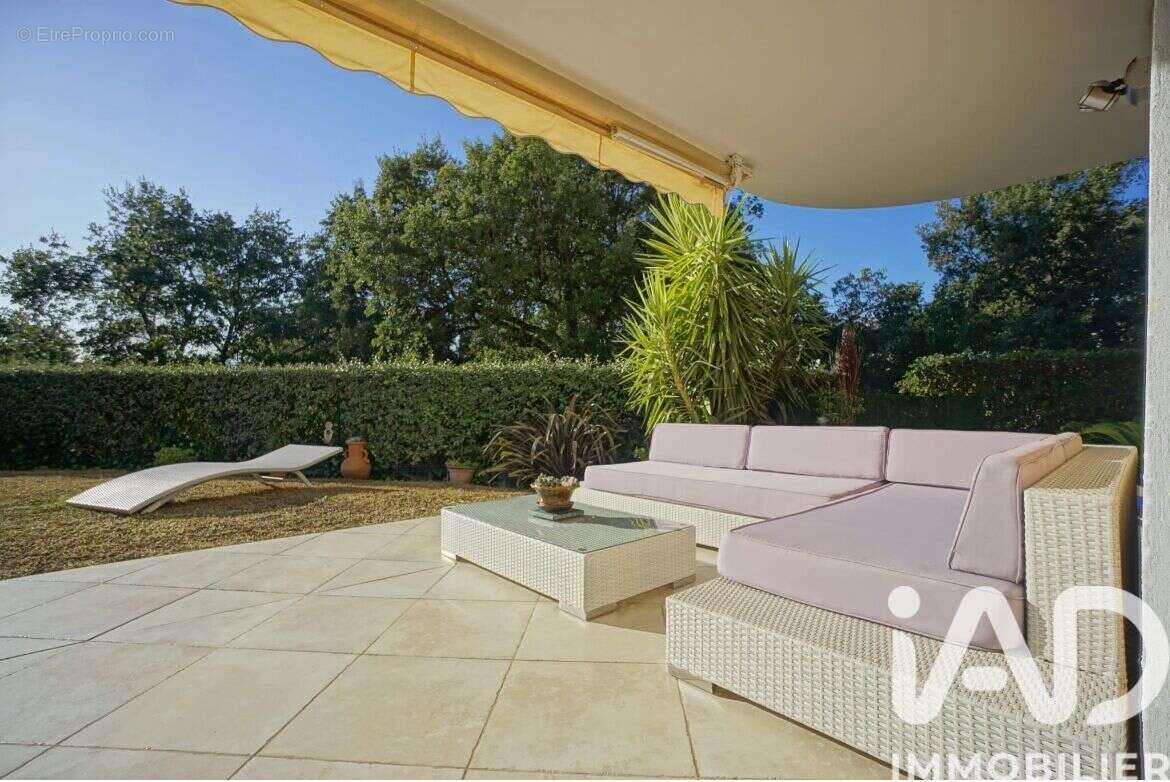 Photo 2 - Appartement à MANDELIEU-LA-NAPOULE