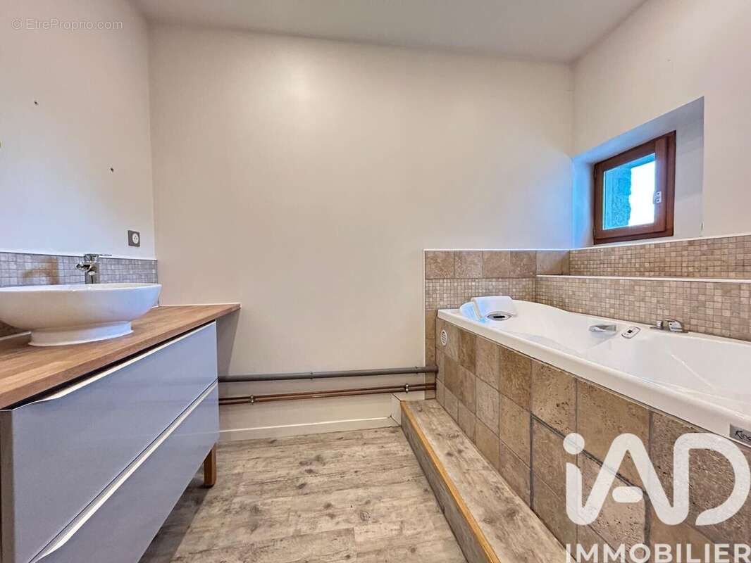 Photo 9 - Maison à SERMAISES