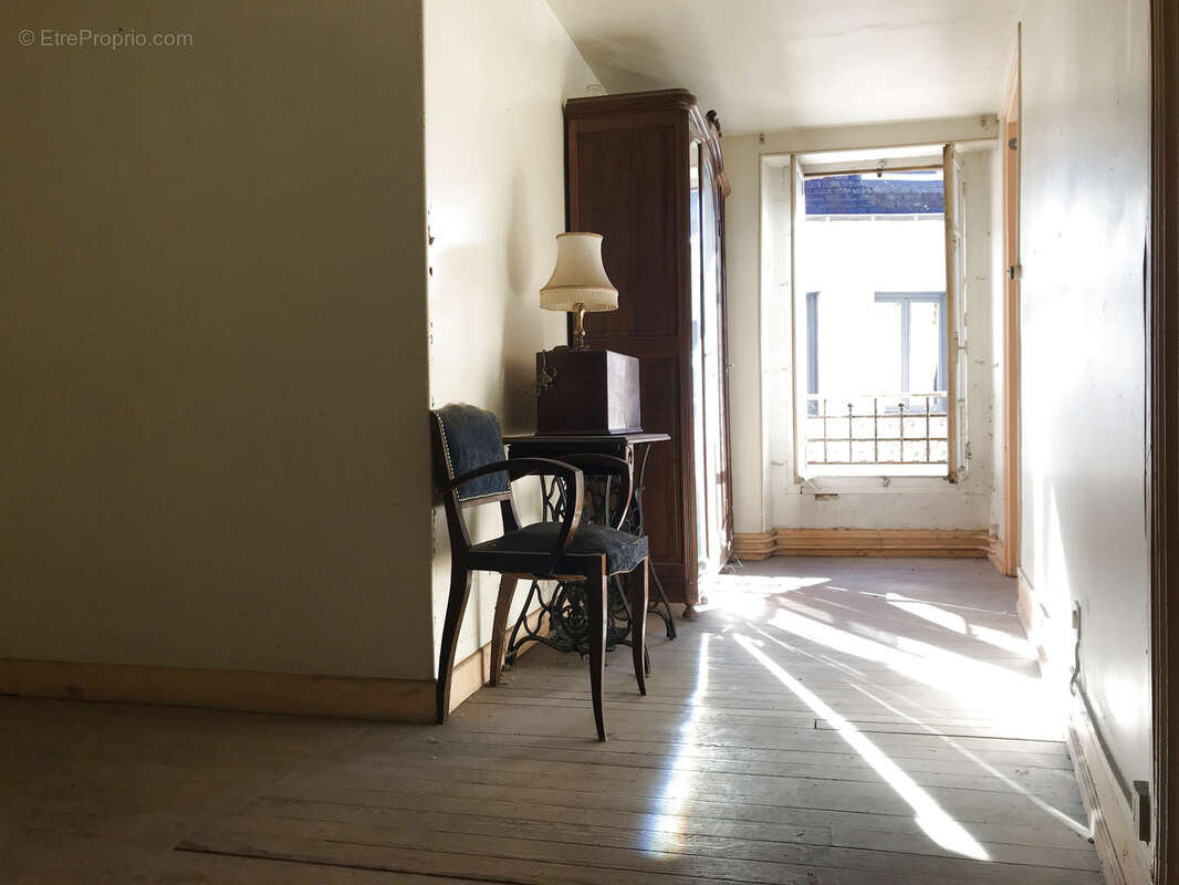 Maison à SARRANCOLIN