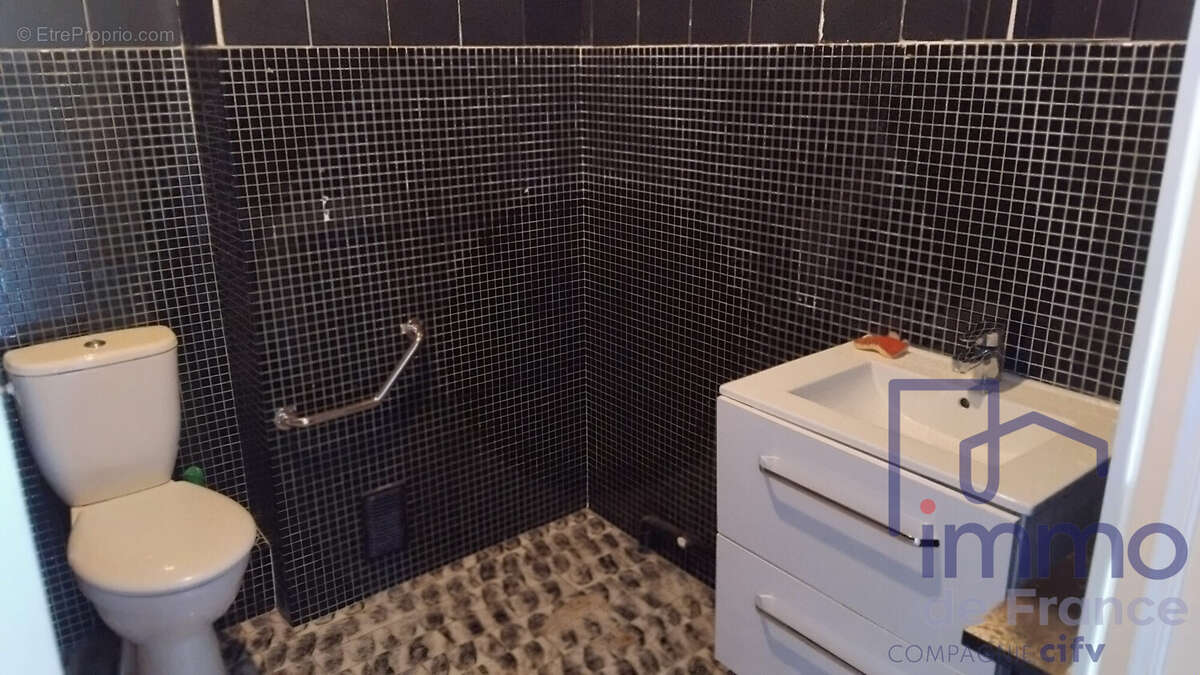 Appartement à SAINT-ETIENNE
