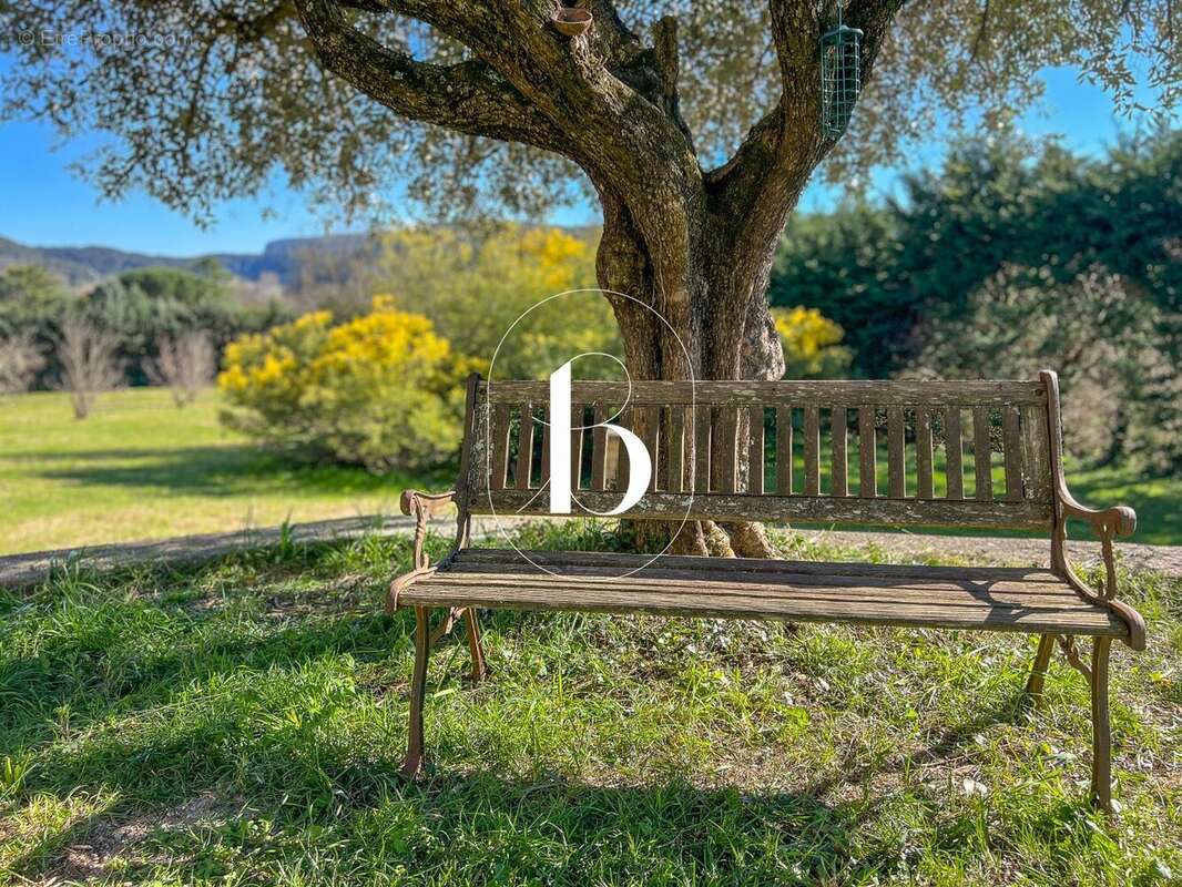 Maison à VALLON-PONT-D'ARC