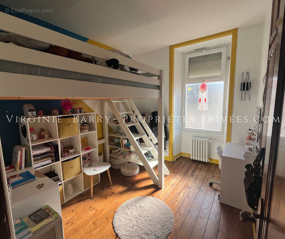 Maison à TONNAY-CHARENTE