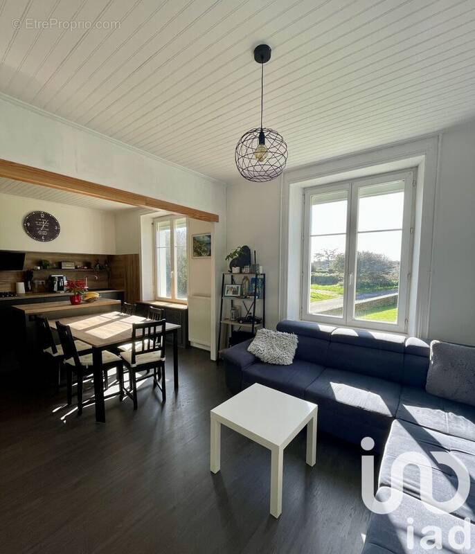 Photo 1 - Maison à PLOUHINEC