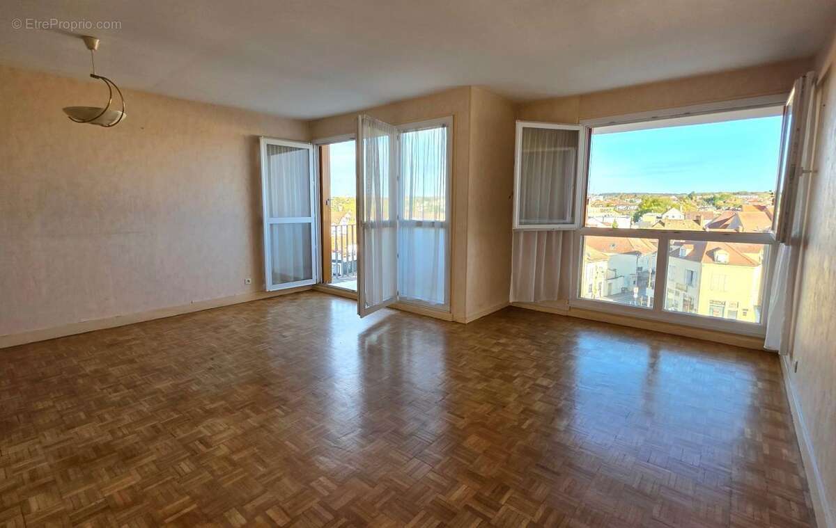 Appartement à ARPAJON
