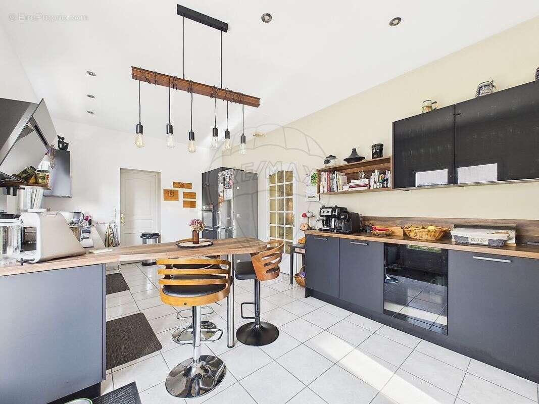 Maison à LES MATHES