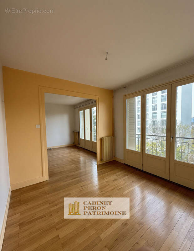 Appartement à LYON-5E