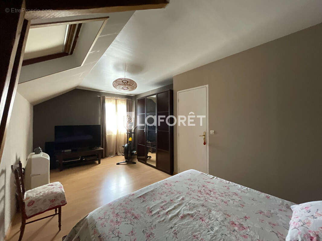 Maison a conflans-sainte-honorine - 8 pieces - 161 m² - photo 11