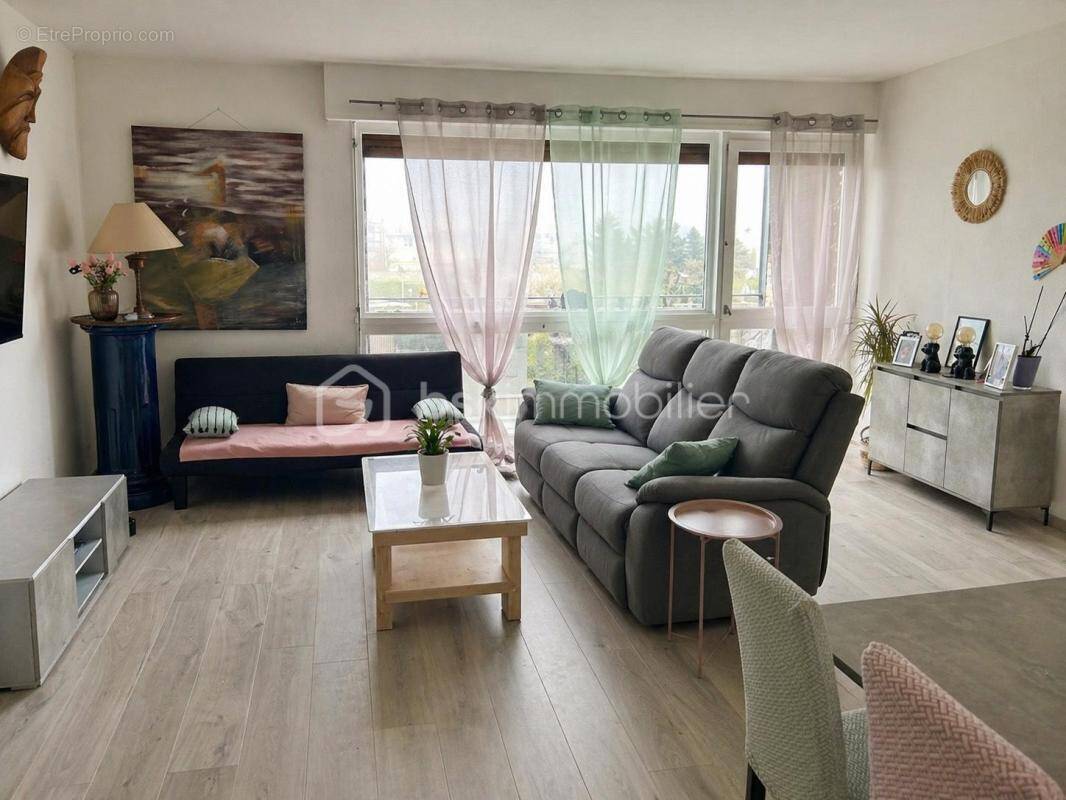Appartement à LE MEE-SUR-SEINE
