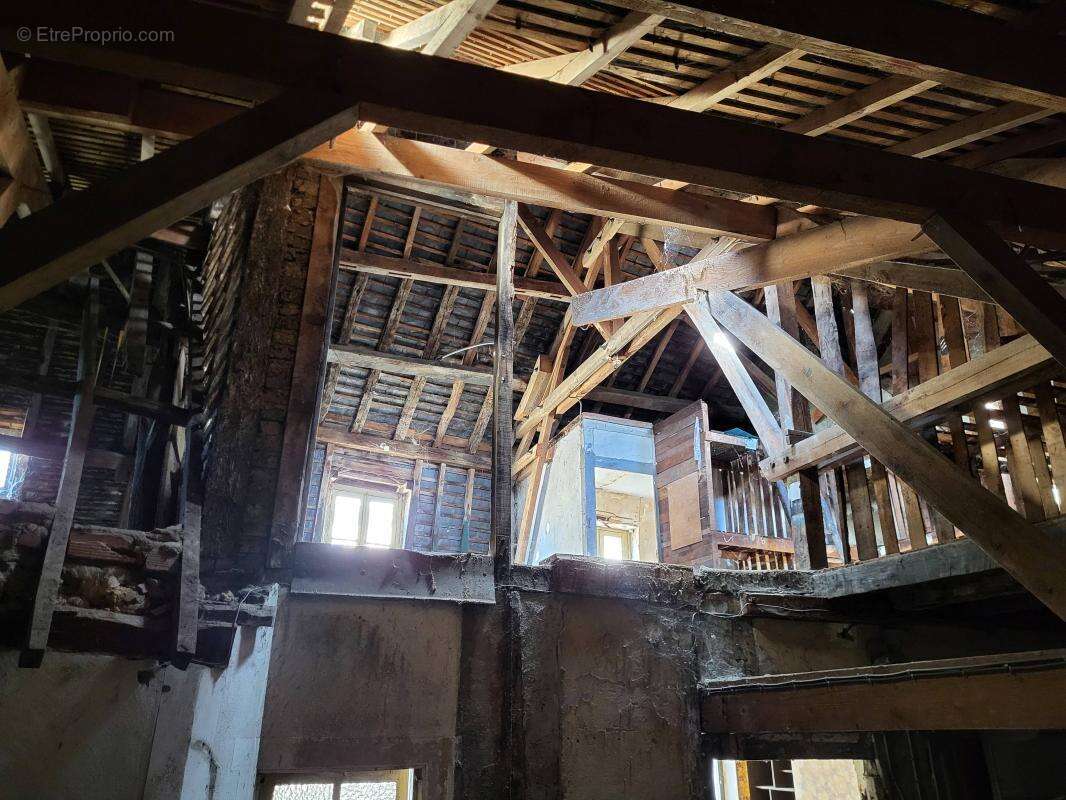 Commerce à MONDOUBLEAU