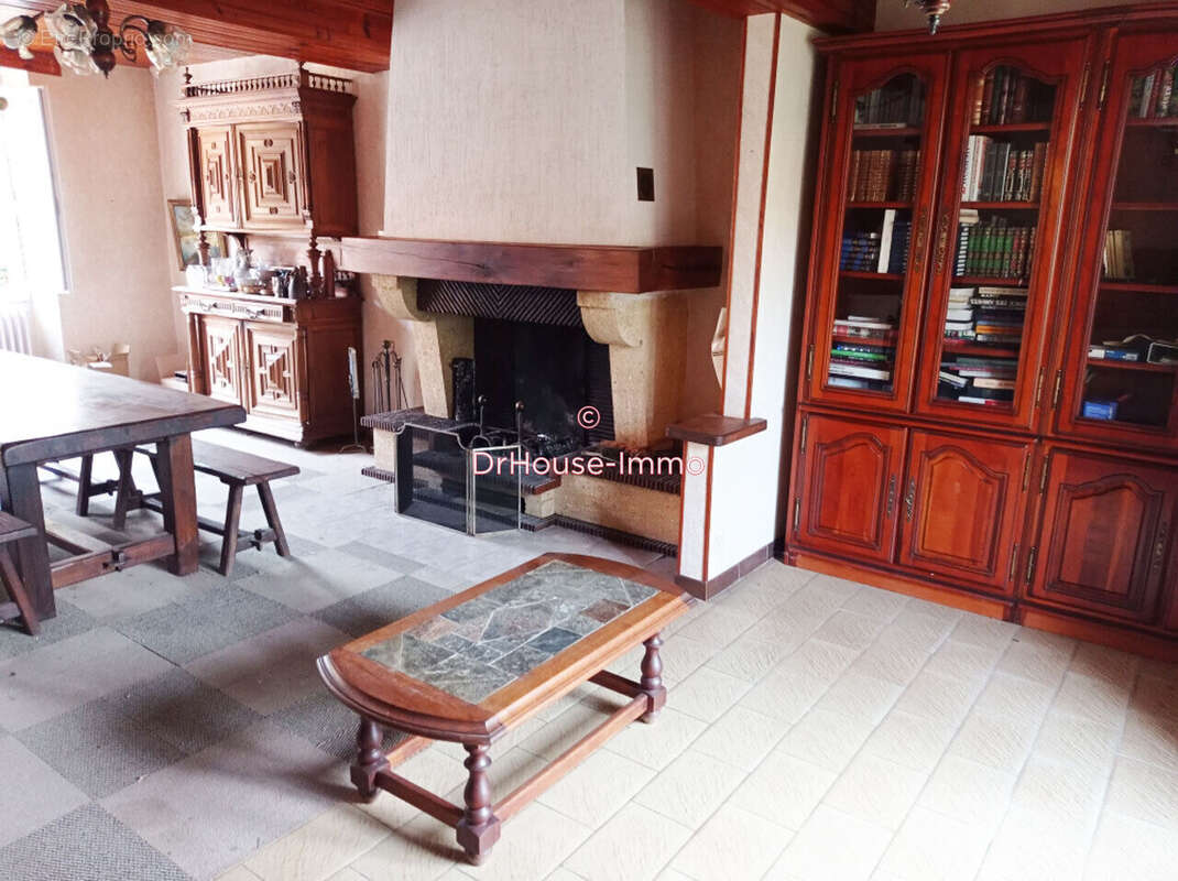 Maison 7 pièces 179 m² à vendre à Vallan (89580) - photo 3