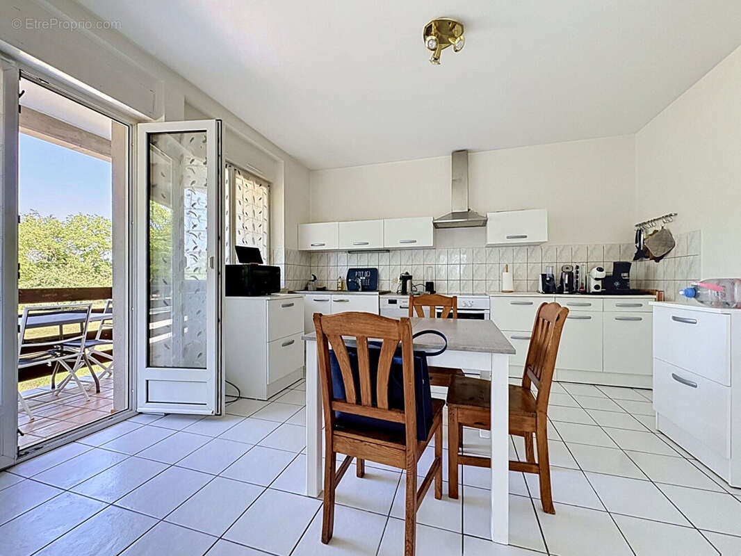 Appartement F4 avec terrasse, jardin, garage et parking à Marmoutier - photo 3